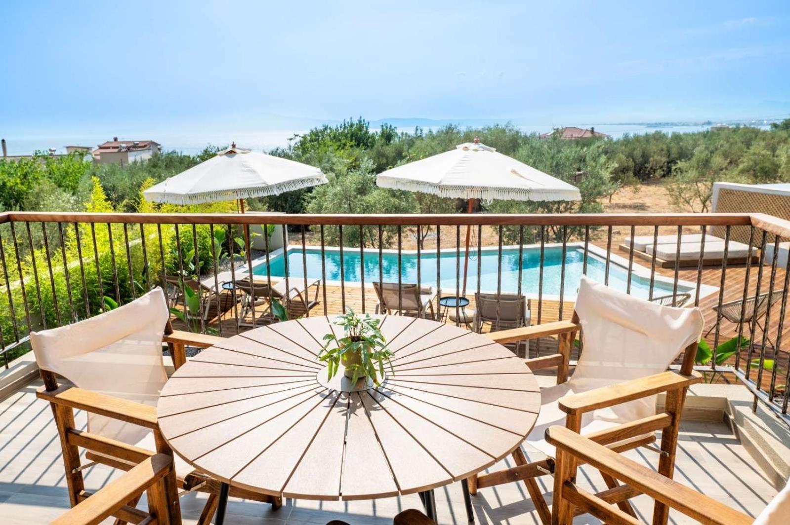 Petradi Suites Kalamata Esterno foto
