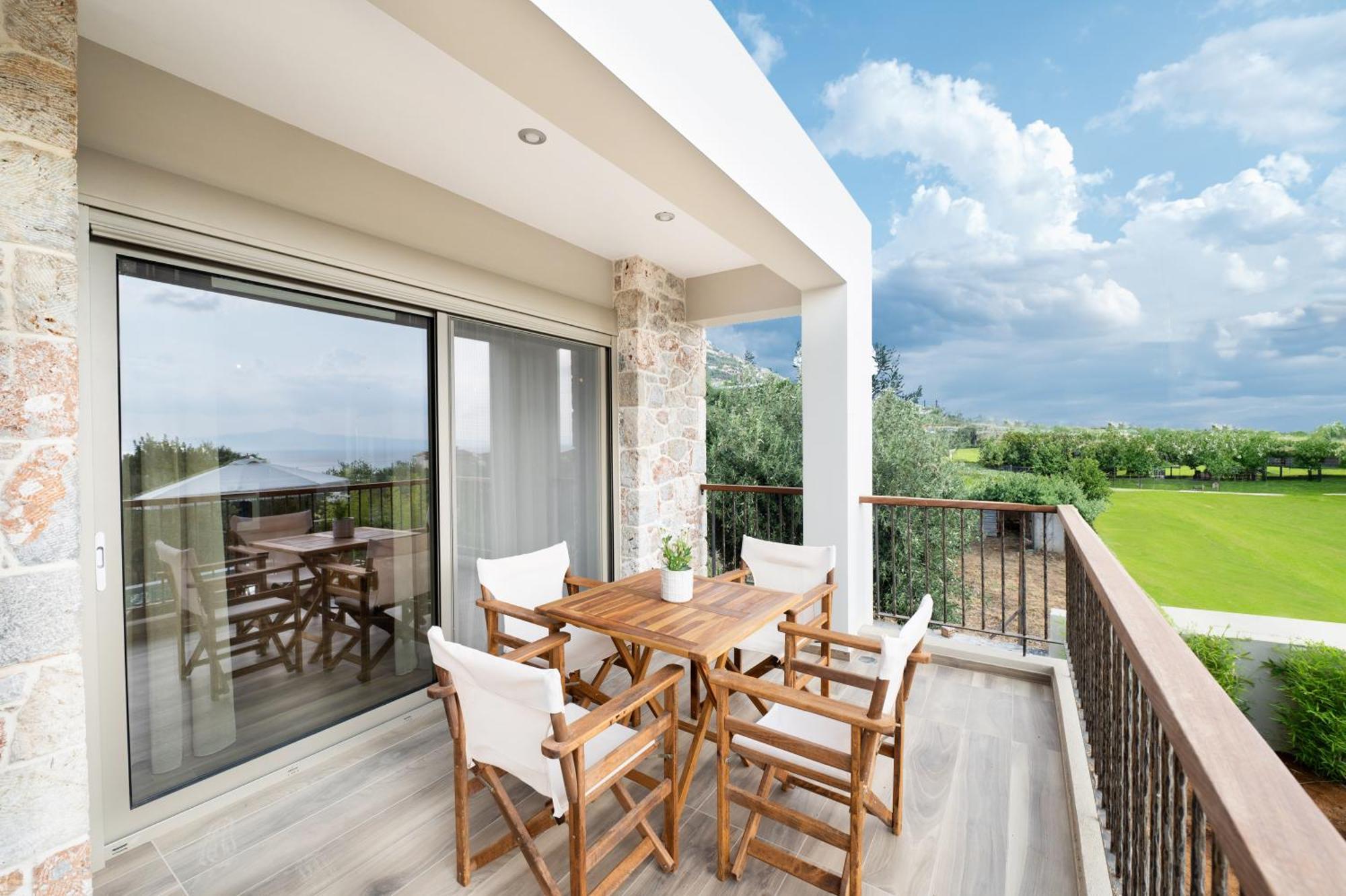 Petradi Suites Kalamata Esterno foto
